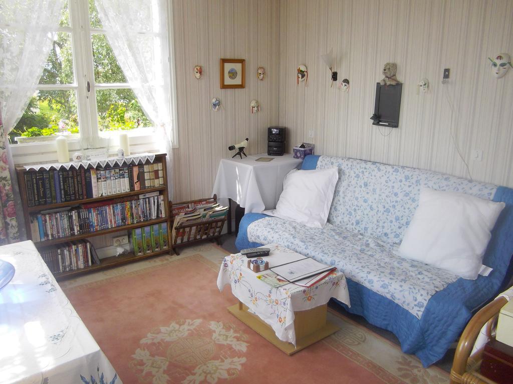 Lenard Charles Bed & Breakfast Juvigny-Val-d'Andaine Номер фото